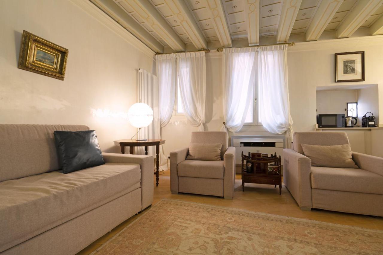 Gondola Luxury - Campo Santi Filippo E Giacomo By Wonderful Italy Venesia Bagian luar foto